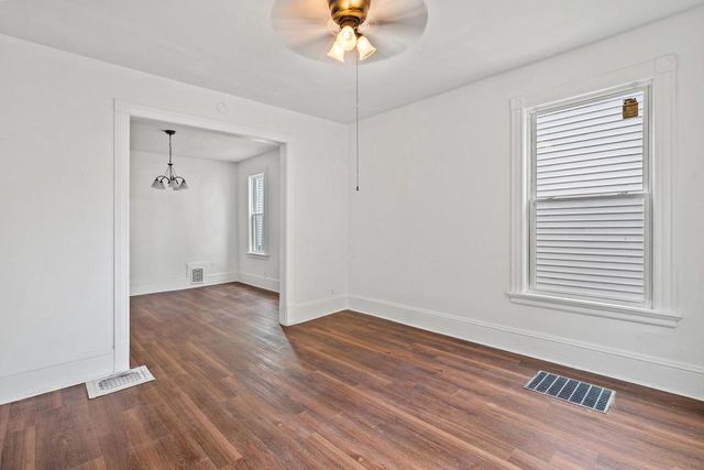 1671 N Franklin PLACE #1673, Milwaukee, WI 53202