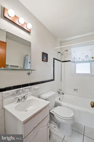 9809 52ND PL, College Park, MD 20740