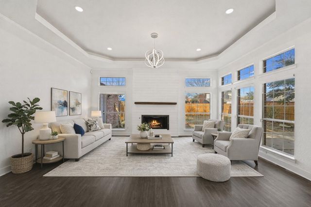 2912 Olympia Drive, Grand Prairie, TX 75052