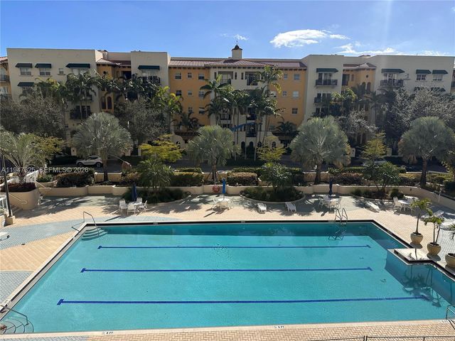 600 Biltmore Way 318, Coral Gables, FL 33134