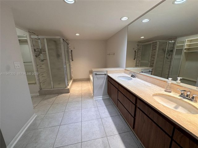 600 Biltmore Way 318, Coral Gables, FL 33134