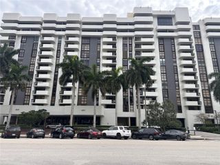 600 Biltmore Way 318, Coral Gables, FL 33134