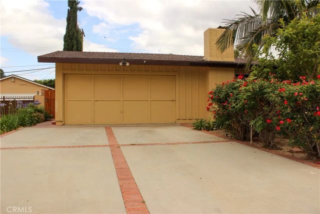 20124 Citronia, Chatsworth, CA 91311
