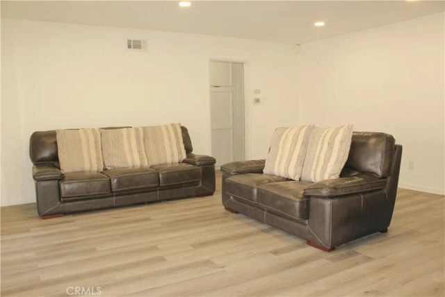 20124 Citronia, Chatsworth, CA 91311