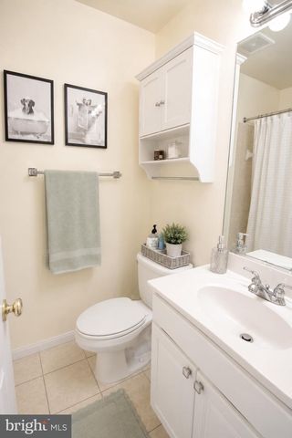 1910 N ADAMS ST N, Arlington, VA 22201
