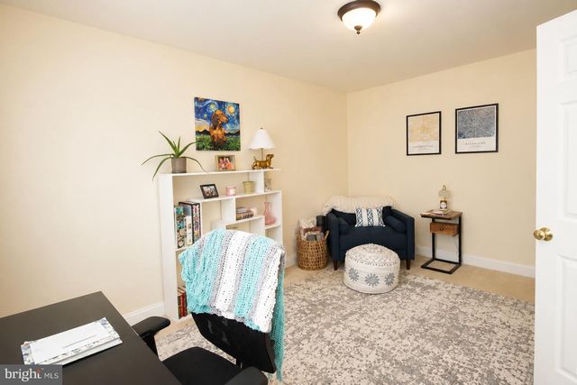 1910 N ADAMS ST N, Arlington, VA 22201