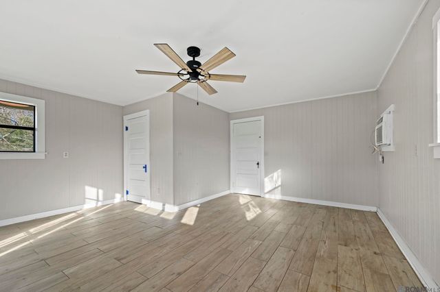 9821 Bank St Extension, Clinton, LA 70722