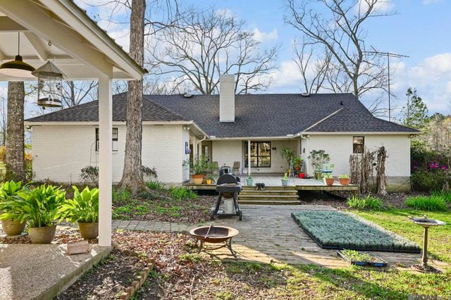 9821 Bank St Extension, Clinton, LA 70722