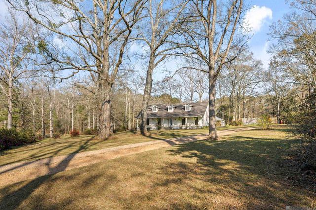 9821 Bank St Extension, Clinton, LA 70722