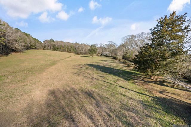 9821 Bank St Extension, Clinton, LA 70722