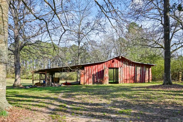 9821 Bank St Extension, Clinton, LA 70722