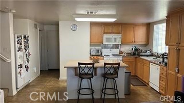 416 Green River Street, Oxnard, CA 93036