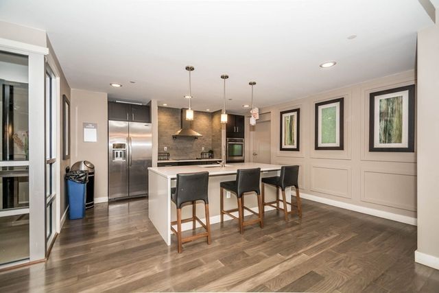 130 John St 242, Lowell, MA 01852