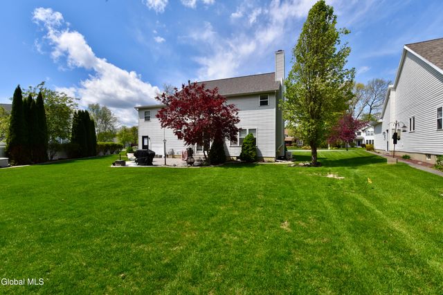 4 Springfield Drive, Mechanicville, NY 12118