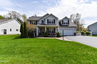 4 Springfield Drive, Mechanicville, NY 12118