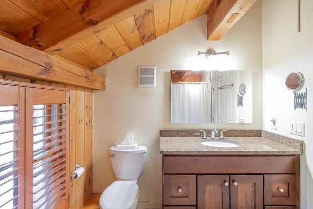 537 W Falmouth Highway, West Falmouth, MA 02540