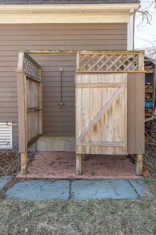 537 W Falmouth Highway, West Falmouth, MA 02540