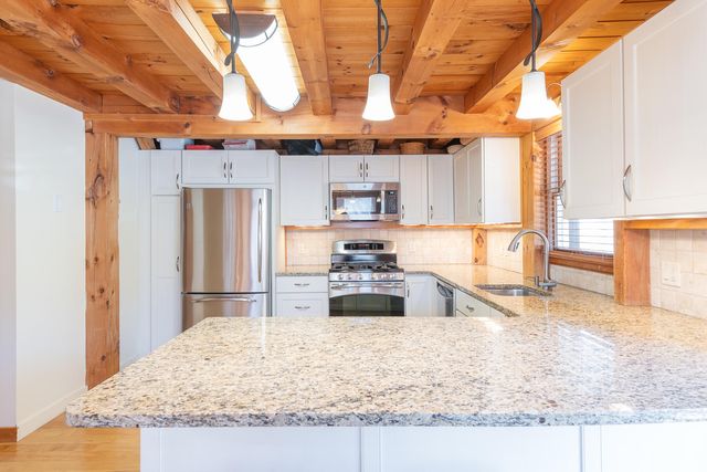 537 W Falmouth Highway, West Falmouth, MA 02540