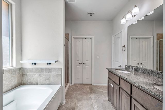 5004 Meadowside St, Midland, TX 79705