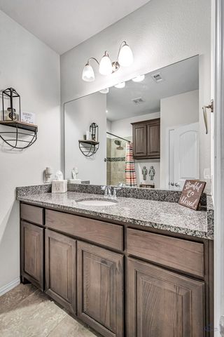 5004 Meadowside St, Midland, TX 79705