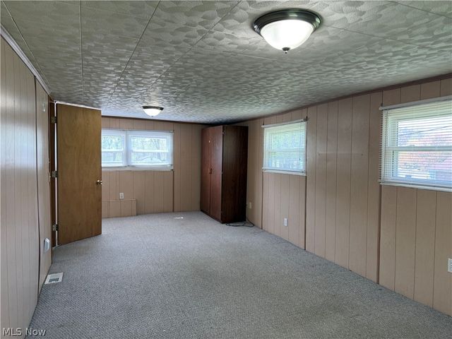 2261 6th Street, Mcdonald, OH 44437