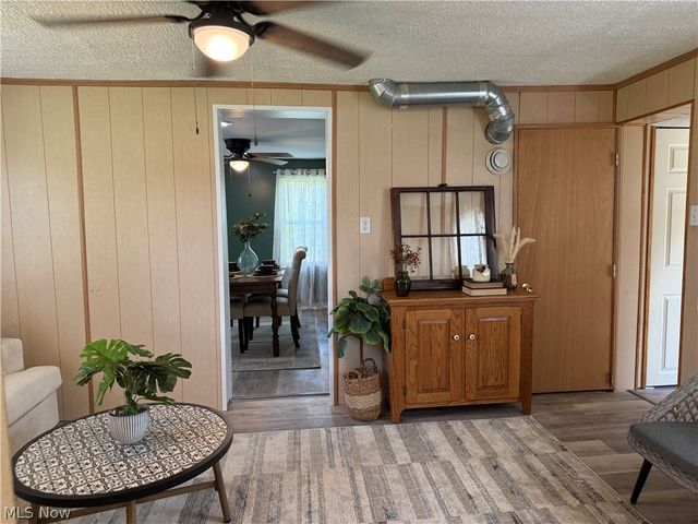 2261 6th Street, Mcdonald, OH 44437