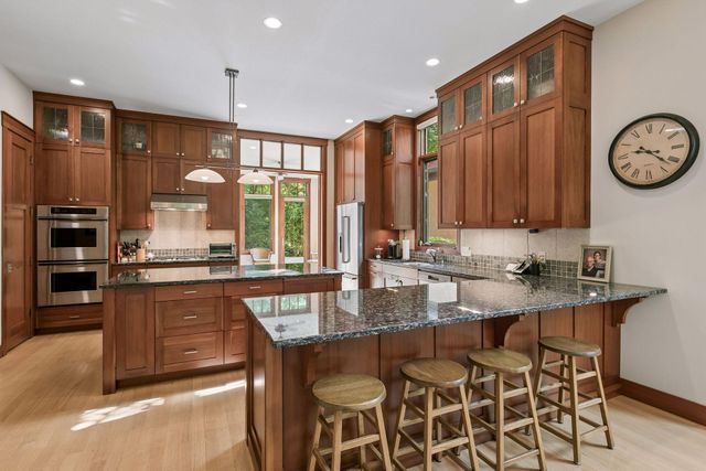 721 Rice Street E, Wayzata, MN 55391