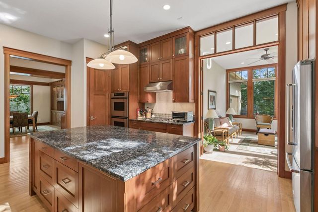 721 Rice Street E, Wayzata, MN 55391