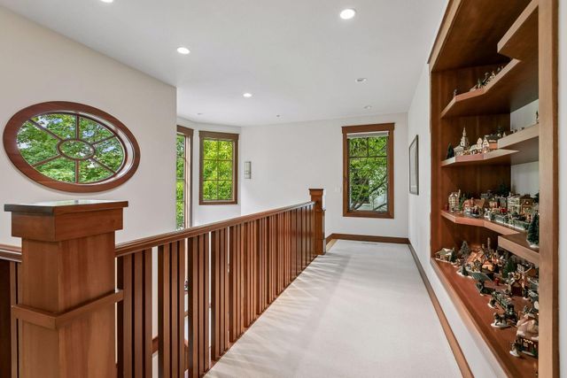 721 Rice Street E, Wayzata, MN 55391
