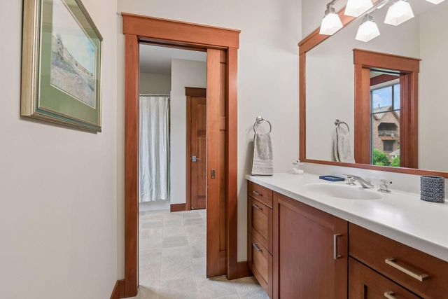 721 Rice Street E, Wayzata, MN 55391