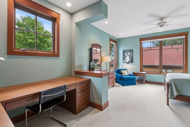 721 Rice Street E, Wayzata, MN 55391