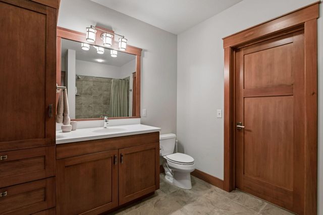 721 Rice Street E, Wayzata, MN 55391
