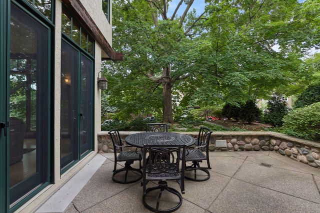 721 Rice Street E, Wayzata, MN 55391