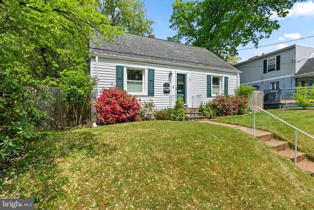 10604 S DUNMOOR DR, Silver Spring, MD 20901