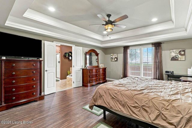 7612 Aspen Ridge Rd, Louisville, KY 40214