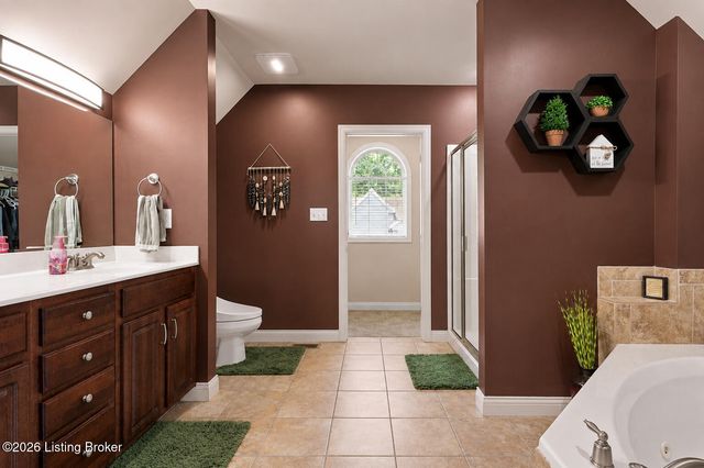 7612 Aspen Ridge Rd, Louisville, KY 40214