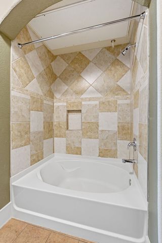 2600 Hillsboro Pike Apt 401, Nashville, TN 37212