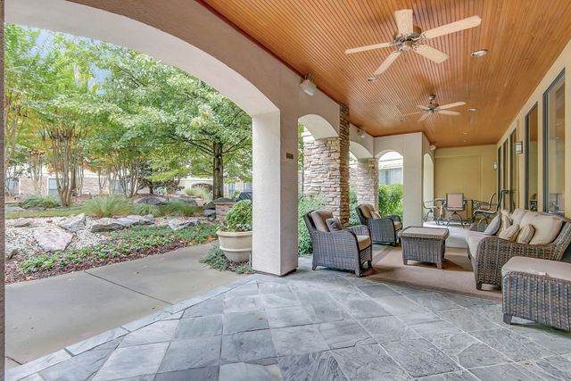 2600 Hillsboro Pike Apt 401, Nashville, TN 37212