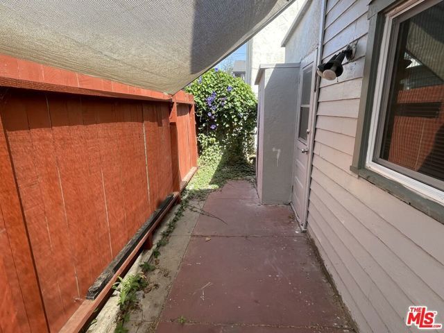 351 Temple Avenue Unit E, Long Beach, CA 90814