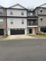 3596 Harper Woods Lane, Lexington, KY 40515