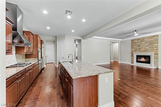 2908 Grande Arch Street, Henderson, NV 89044