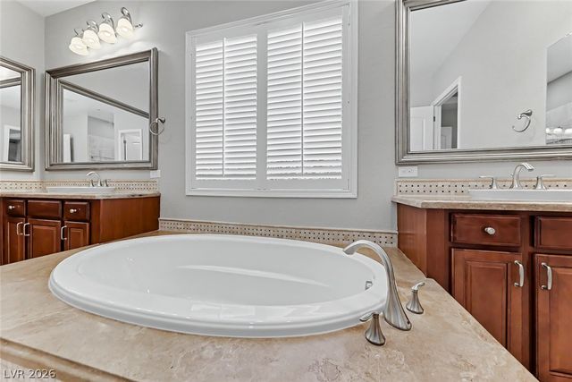 2908 Grande Arch Street, Henderson, NV 89044