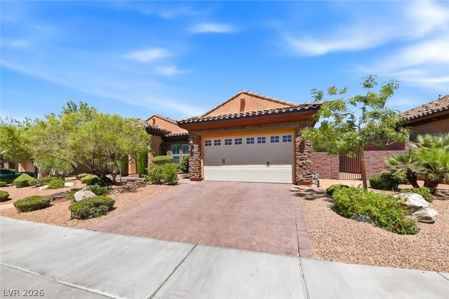 2908 Grande Arch Street, Henderson, NV 89044
