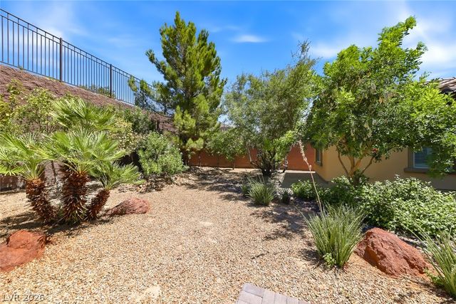 2908 Grande Arch Street, Henderson, NV 89044