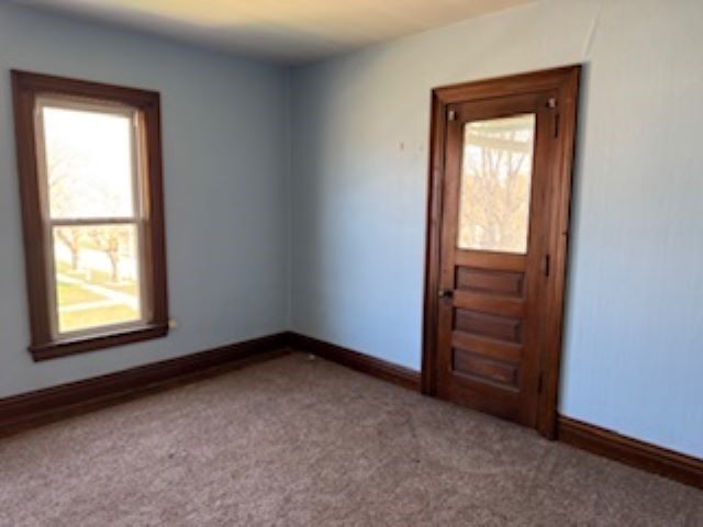1007 7th Street, Grundy Center, IA 50638