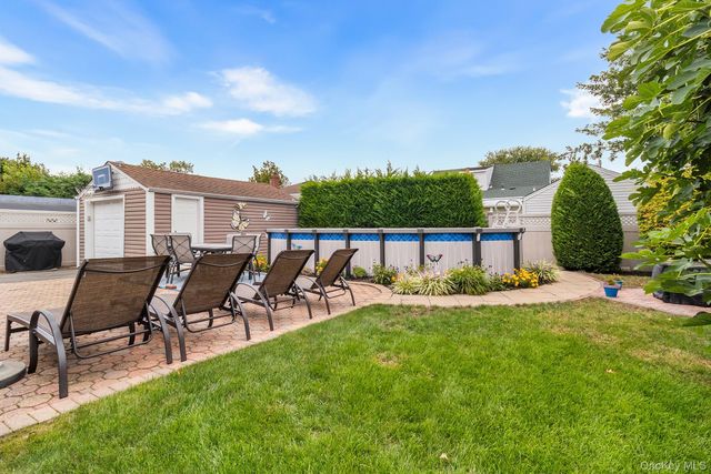 142 Montgomery Avenue, Oceanside, NY 11572