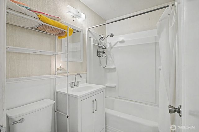 1409 9th Avenue, Longview, WA 98632