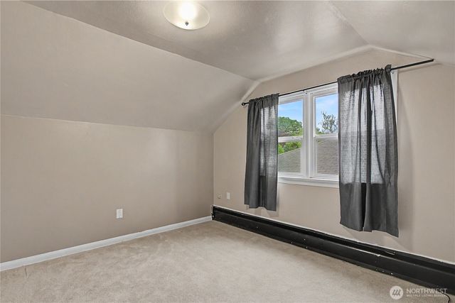 1409 9th Avenue, Longview, WA 98632