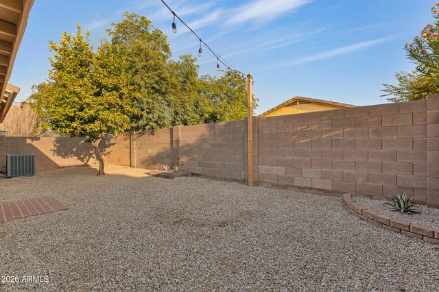 8771 W WINDSOR Drive, Peoria, AZ 85381