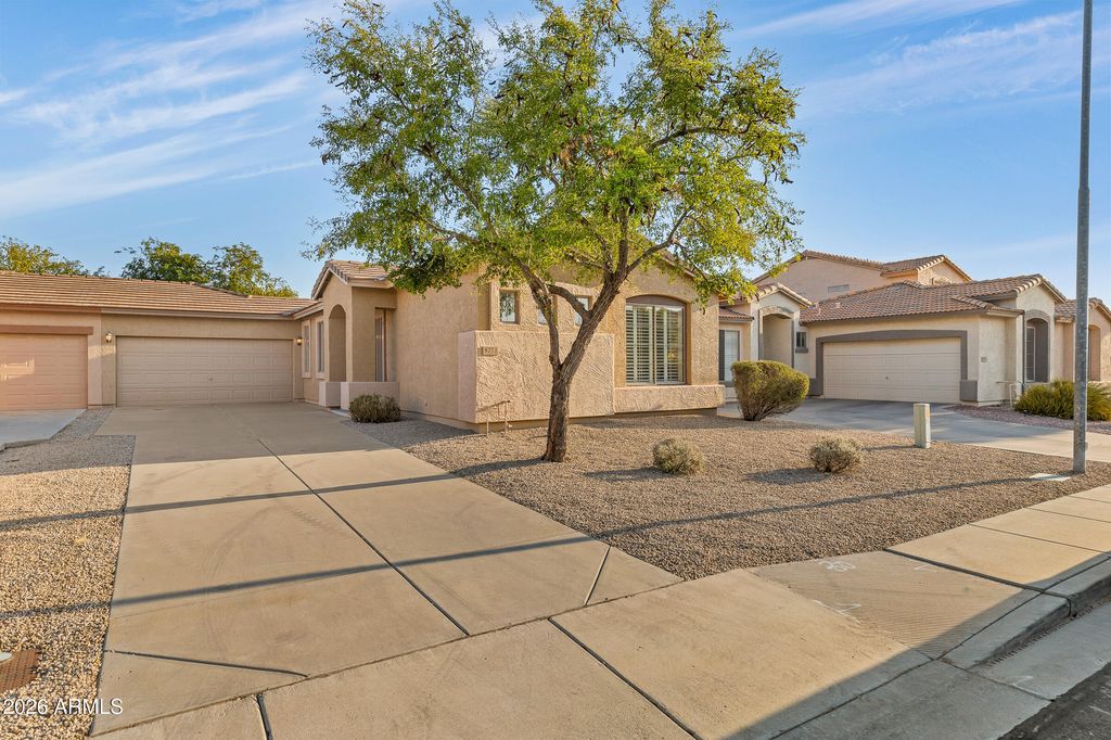 8771 W WINDSOR Drive, Peoria, AZ 85381